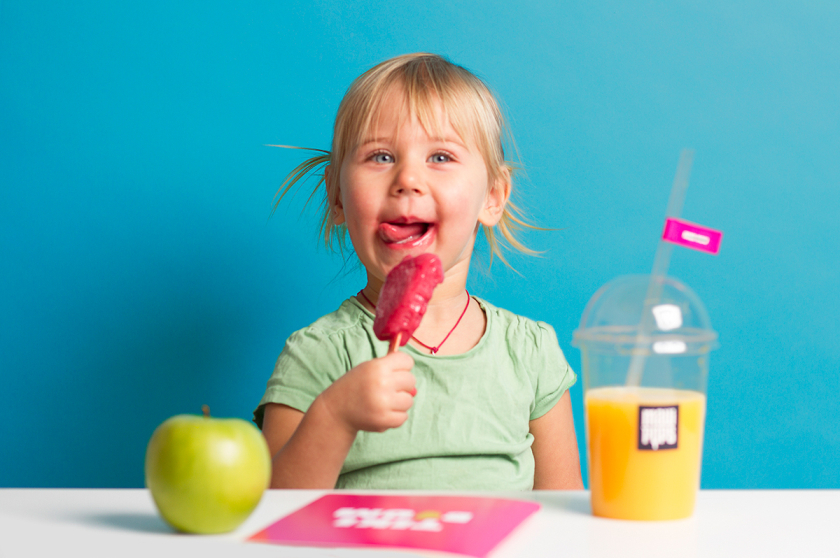 Maui Pops 冰淇淋店品牌logo設計店鋪室內設計，活潑的夏威夷風格