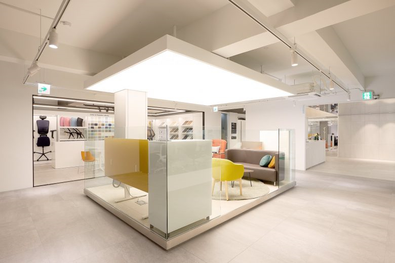 鼓勵新想法和品牌沉浸感的 Koas 辦公家具陳列空間設計