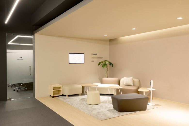 鼓勵新想法和品牌沉浸感的 Koas 辦公家具陳列空間設計