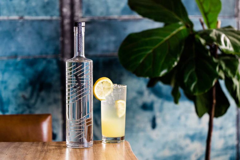 MON-YéVodka西非伏特加酒水包裝設(shè)計(jì)，紡織品團(tuán)案+MV品牌logo設(shè)計(jì)