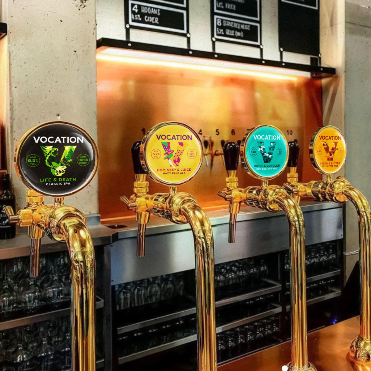 Vocation 手工啤酒包裝設(shè)計(jì)，V字母插畫品牌識(shí)別手法