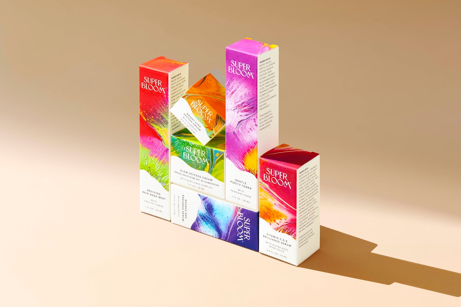 Superbloom 純植物素化妝品包裝設計，漸變水彩綻放女性美麗