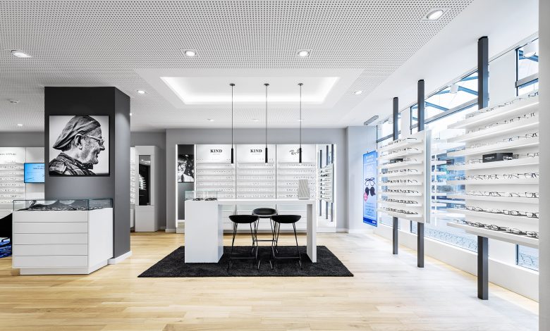 KIND 光學眼鏡和聲學聽力產品專賣店店鋪空間si設計，黑白輕松風格
