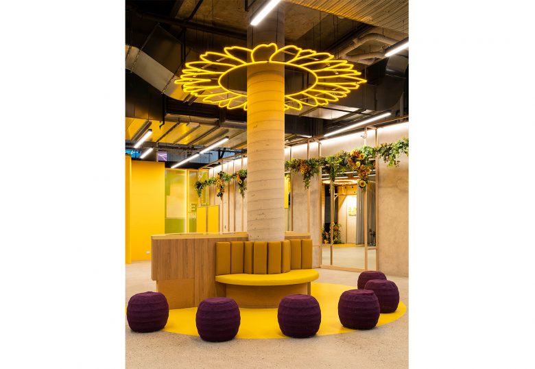 Sole藝術畫廊及辦公空間設計”向日葵“概念元素