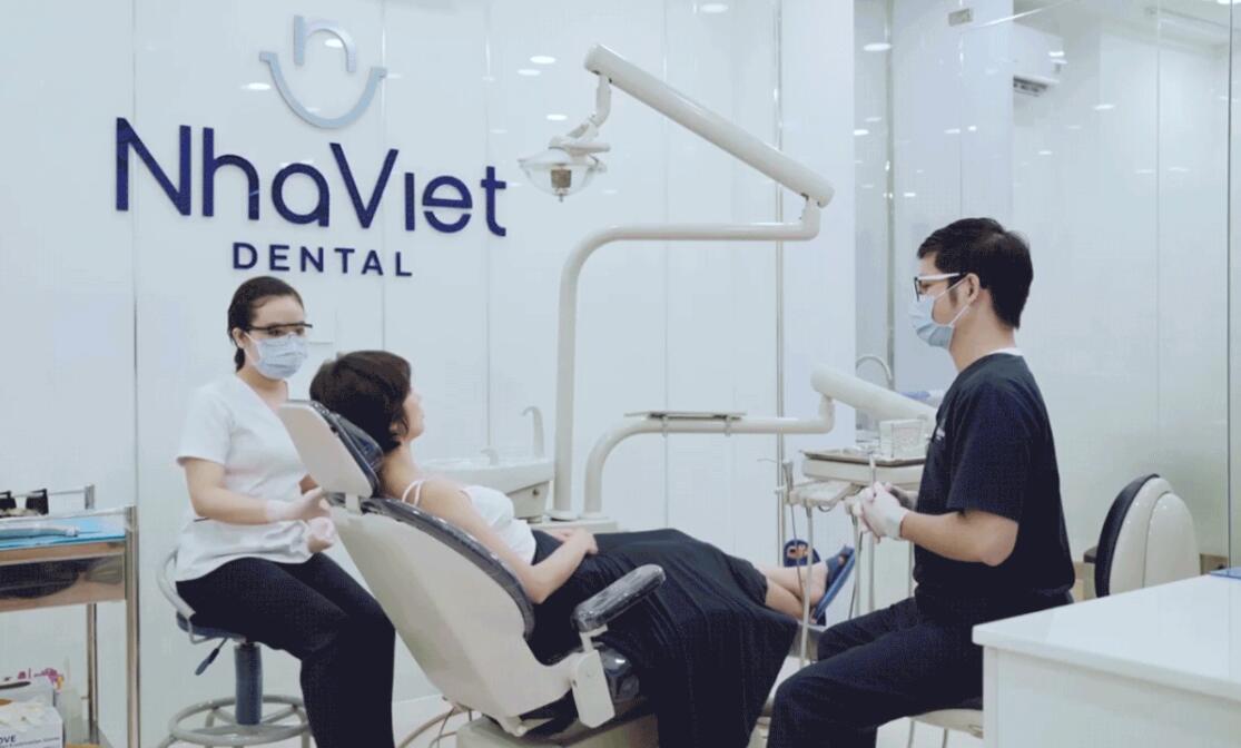 Nha Viet 牙科牙齒醫療診所品牌全案策劃設計-logo/vi/