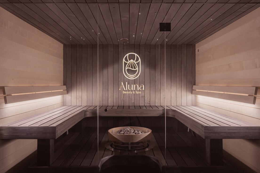 Aluna 女子美容水療中心logo設(shè)計品牌形象vi設(shè)計，高端優(yōu)雅暖色放松氛圍