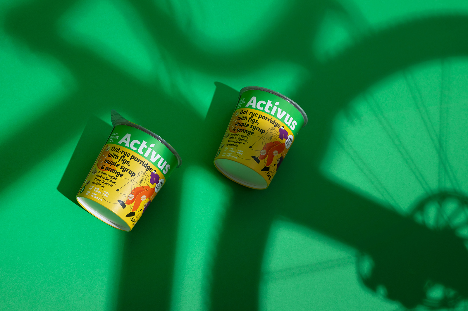 ACTIVUS 杯裝健康速食早餐午餐包裝設計，比例夸張的活力人物插畫