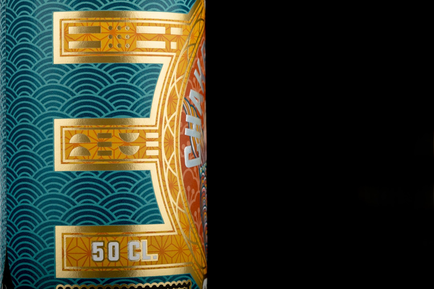 BADALA 精釀啤酒包裝設計“波紋金箔浮雕裝飾”風格