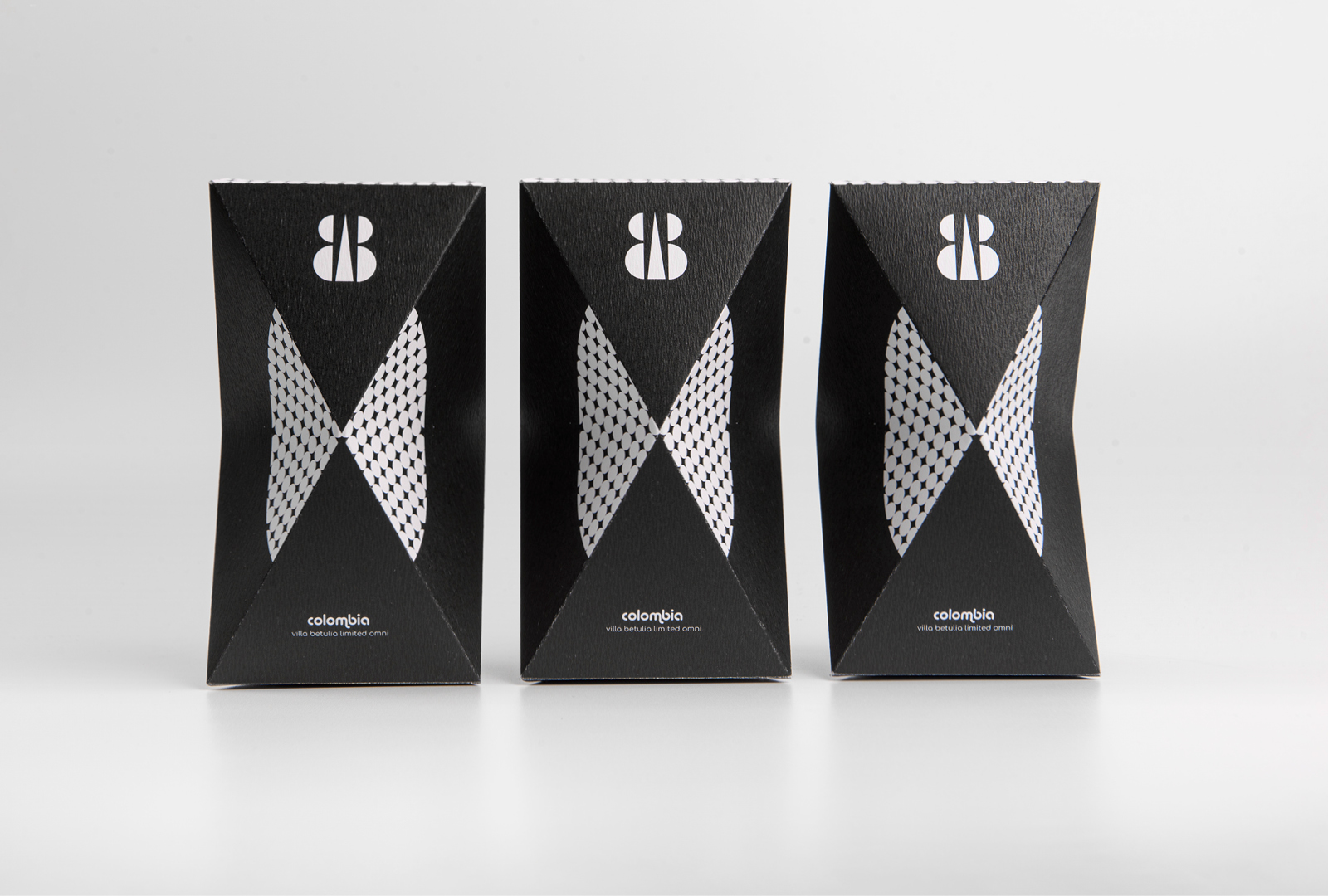 BAB咖啡品牌logo設(shè)計與黑白包裝設(shè)計，四角星底紋元素