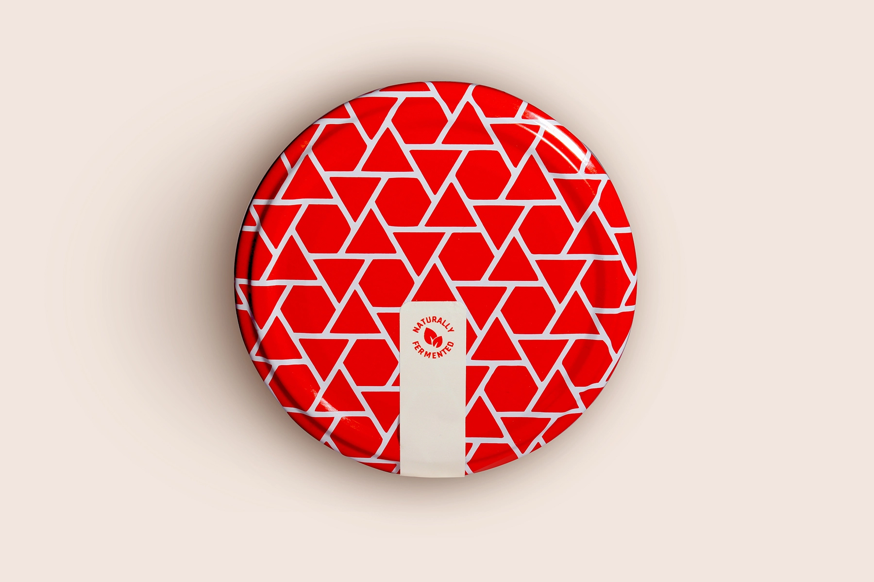 Miso Tasty日式味增調(diào)味品包裝設(shè)計(jì)，突出品牌logo與三角組合圖案識(shí)別元素