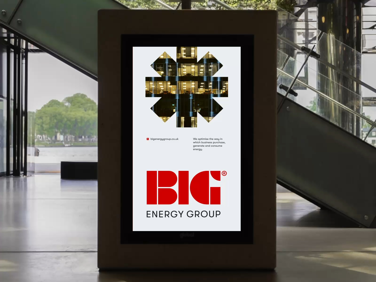 BIG Energy Group能源企業品牌vi形象重塑設計與網站設計，幾何字母logo與黑紅工業風