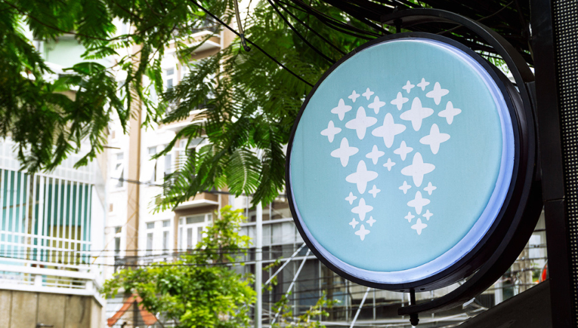 SanDentist 美容牙科品牌形象vi設計，清新風格突出安全與美麗